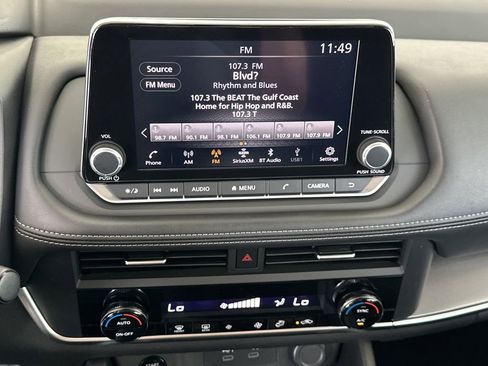 Used 2024 Nissan Rogue SV image 22