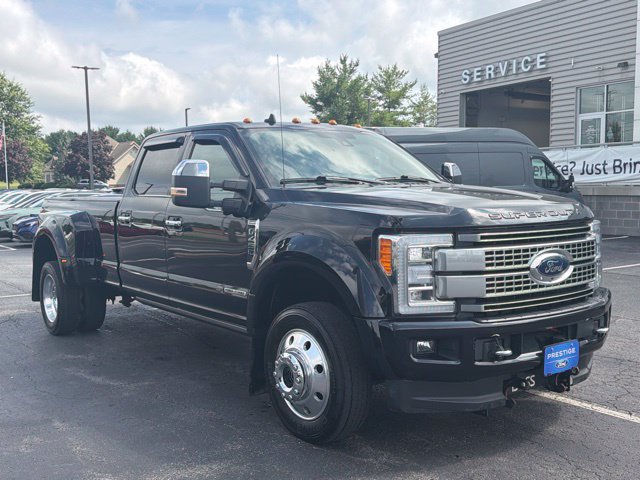 Used 2019 Ford F450 Platinum w/ Platinum Ultimate Package AWD/4WD image 15