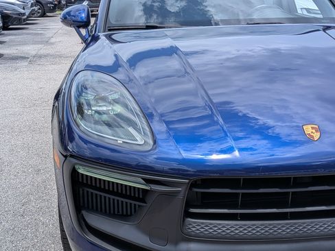 Used 2022 Porsche Macan GTS w/ Sport Chrono Package AWD/4WD image 10