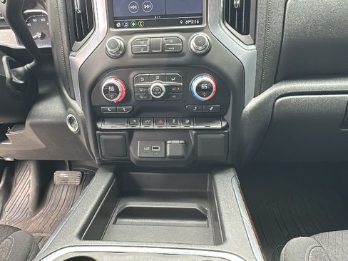 Used 2021 GMC Sierra 1500 Elevation w/ LPO, Elevation Black Package AWD/4WD image 21