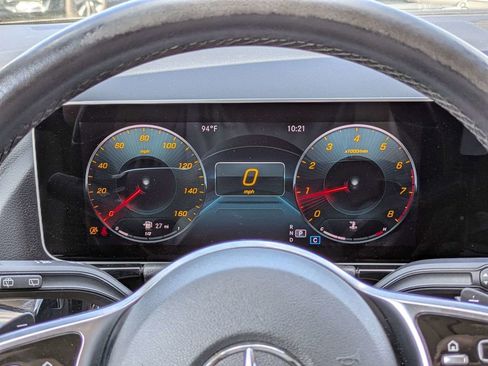 Used 2021 Mercedes-Benz GLA 250 w/ Premium Package image 26