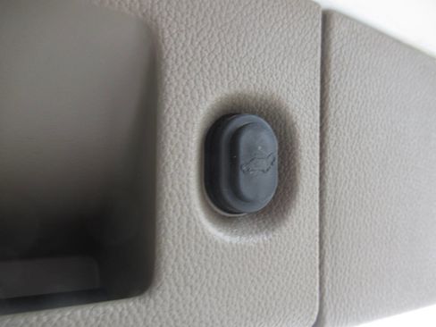 Used 2018 Chevrolet Tahoe Premier AWD/4WD image 17
