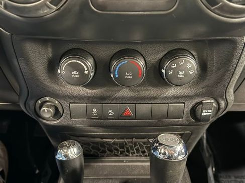 Used 2015 Jeep Wrangler Unlimited Sport w/ Quick Order Package 24S image 24