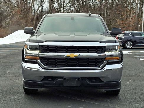 Used 2018 Chevrolet Silverado 1500 LT image 2