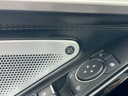 Certified 2021 Ford Explorer Platinum w/ Equipment Group 601A image 27