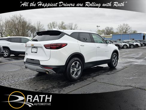 Used 2025 Chevrolet Blazer LT image 6