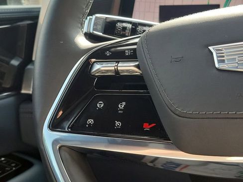 New 2025 Cadillac Escalade IQ Luxury 2 AWD/4WD image 10