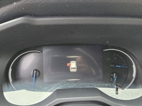 Used 2020 Toyota RAV4 Limited image 25