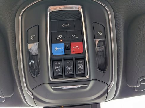 New 2026 Jeep Cherokee Overland image 63