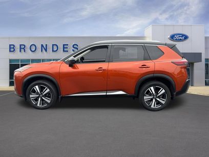 Used 2021 Nissan Rogue SL w/ Premium Package