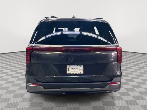 Used 2025 Kia Carnival SX Prestige FWD image 4