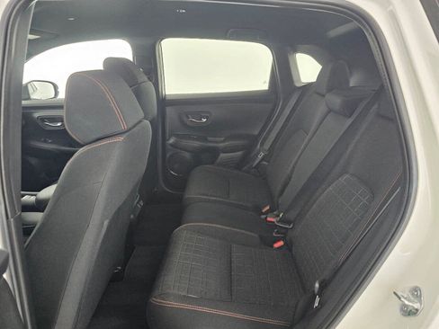 Used 2024 Honda HR-V Sport image 16