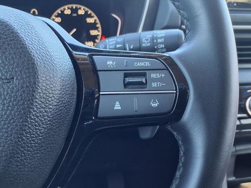 Certified 2025 Honda Pilot EX-L image 15