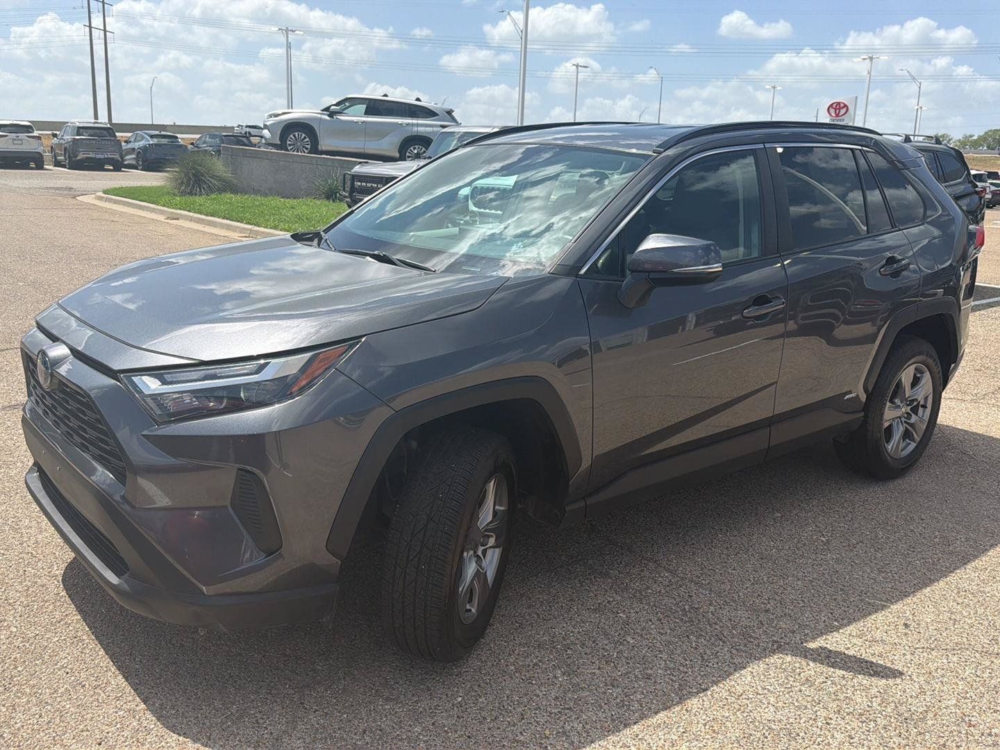 Certified 2023 Toyota RAV4 XLE w/ XLE Grade Weather Package AWD/4WD image 7