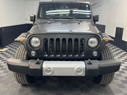 Used 2017 Jeep Wrangler Sport image 2