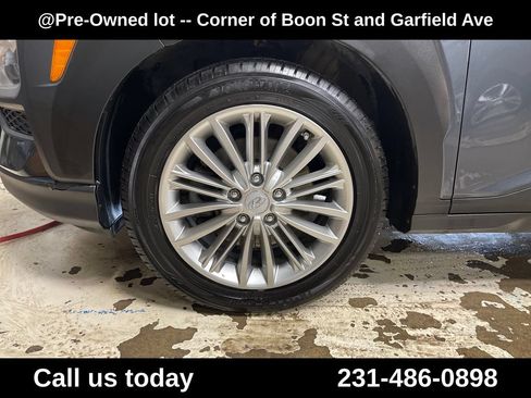 Used 2021 Hyundai Kona SEL AWD/4WD image 11