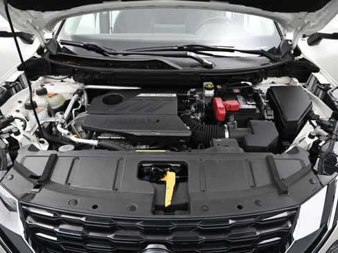 Used 2022 Nissan Rogue SV image 14