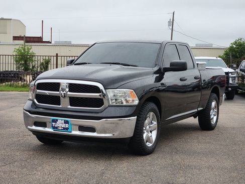 Used 2019 RAM 1500 Tradesman w/ Chrome Plus Package RWD image 3