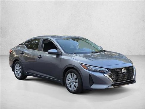Used 2024 Nissan Sentra S FWD image 3