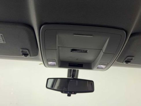 Used 2019 Chevrolet Silverado 1500 LT image 18