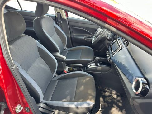 Used 2025 Nissan Versa SV w/ Trunk Package FWD image 28