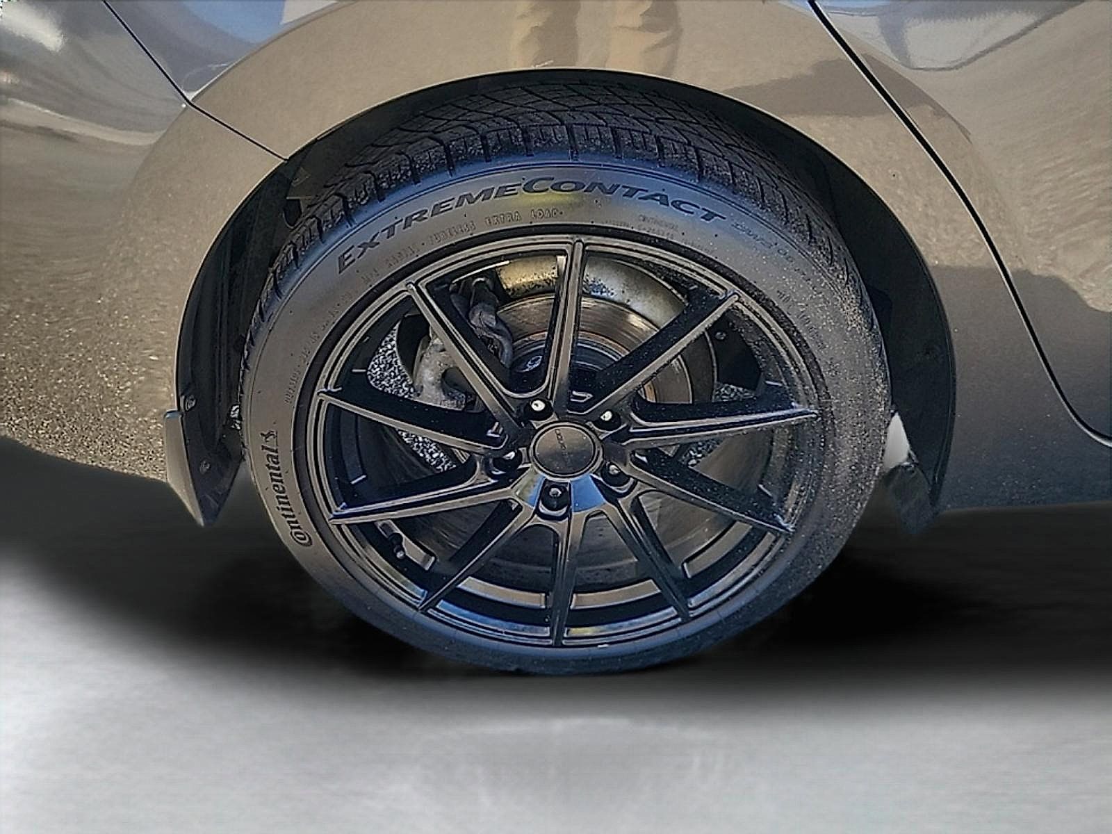 Used 2014 MAZDA MAZDA3 s Touring FWD image 9