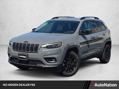 Used 2023 Jeep Cherokee Altitude Lux
