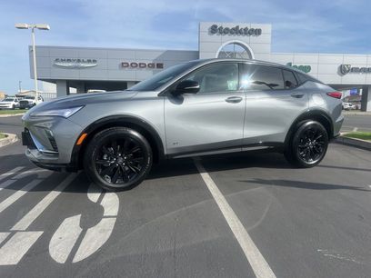 Used 2025 Buick Envista Sport Touring