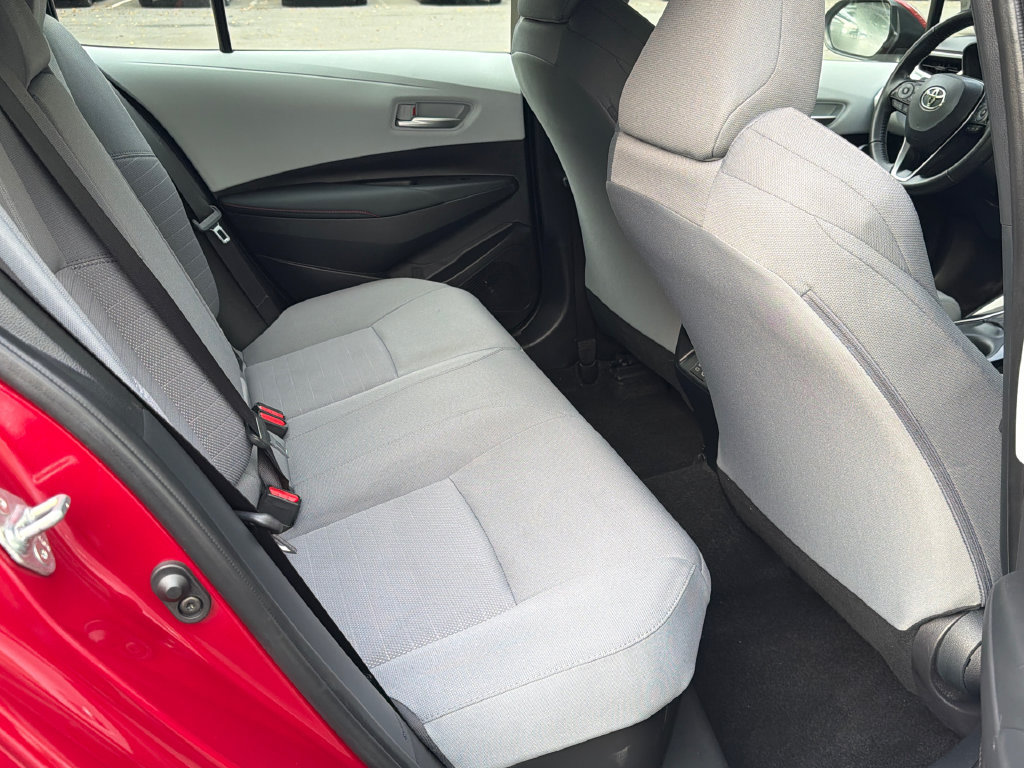 Used 2025 Toyota Corolla SE FWD image 13