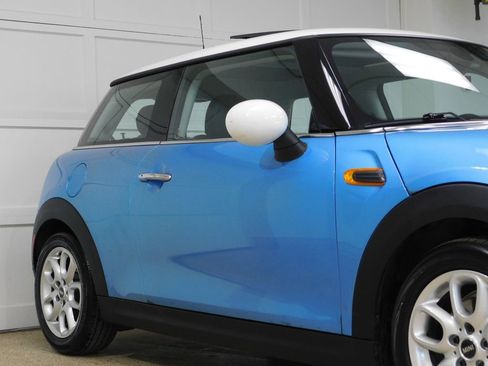 Used 2018 MINI Cooper 2-Door Hardtop FWD image 13