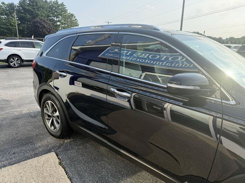 Used 2019 Kia Sorento EX w/ EX Touring Package AWD/4WD image 6