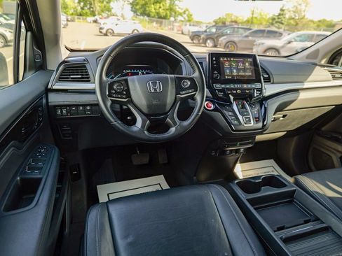 Used 2023 Honda Odyssey Touring image 38