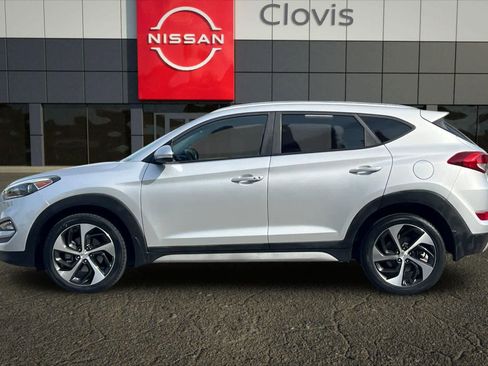 Used 2017 Hyundai Tucson Sport FWD image 6