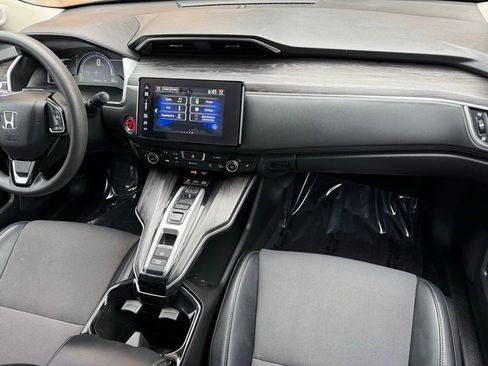 Used 2018 Honda Clarity Plug-In Hybrid image 24
