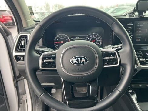 Used 2021 Kia Sorento S w/ Panoramic Sunroof Package image 14