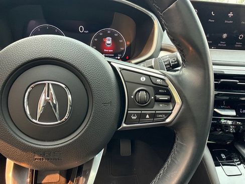 Used 2023 Acura MDX SH-AWD w/ Technology Package image 12