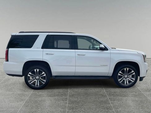 Used 2019 GMC Yukon SLT w/ Graphite Performance Edition RWD image 6