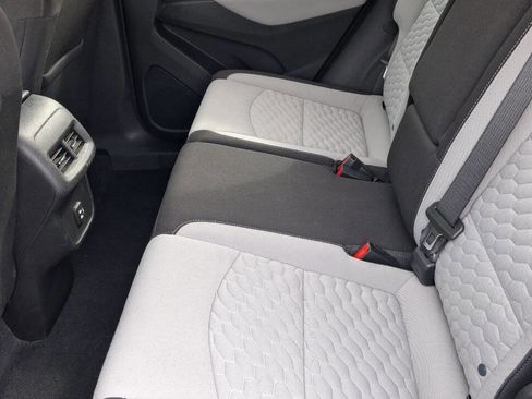 Used 2021 Chevrolet Equinox LS w/ LS Convenience Package FWD image 16