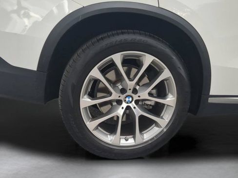 Used 2025 BMW X5 xDrive40i w/ Premium Package AWD/4WD image 14