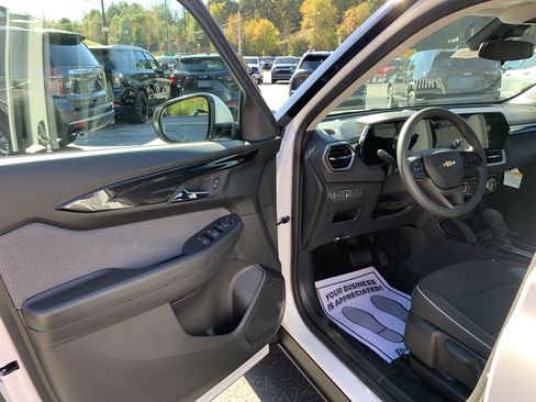 New 2026 Chevrolet TrailBlazer LT w/ Driver Confidence Package image 6