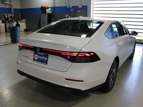 Used 2024 Honda Accord EX image 39