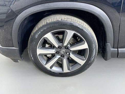 Used 2023 Honda Pilot Elite image 8