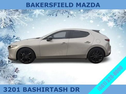 Used 2022 MAZDA MAZDA3 s image 2