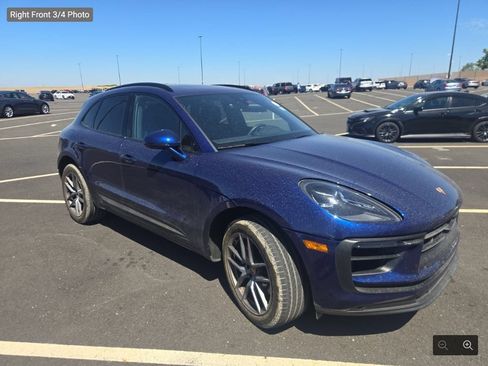 Used 2023 Porsche Macan S AWD/4WD image 2