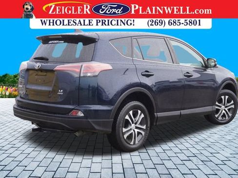Used 2017 Toyota RAV4 LE image 3