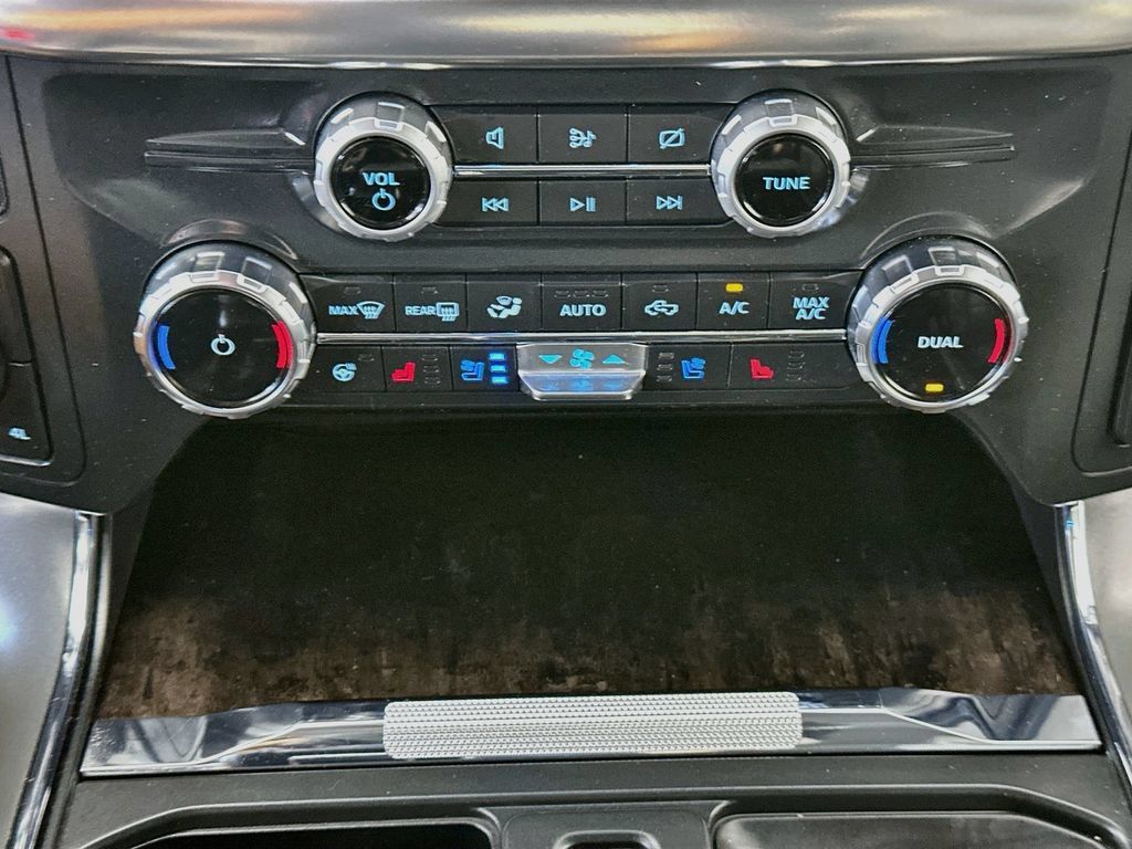 Used 2022 Ford F150 Lariat w/ Equipment Group 502A High AWD/4WD image 18