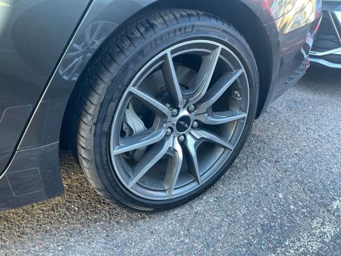 Used 2025 Genesis G70 2.5T image 30