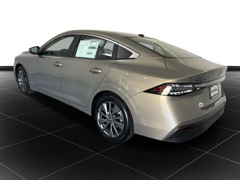 New 2026 Nissan Sentra SL w/ Floor Mat Package FWD image 3