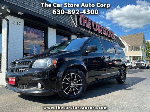 Used 2016 Dodge Grand Caravan SXT FWD image 1