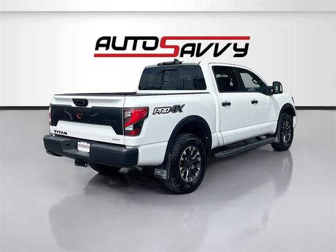Used 2024 Nissan Titan PRO-4X w/ Off Road Protection Package image 7